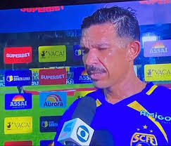 🚨🚨🚨🚨Luva de Pedreiro anunciou nas suas redes sociais o lançamento do  seu livro: “Minha tropa, tô lançando um livro escrito por mim mesmo: A  História por Trás da Luva. Receba! O livro