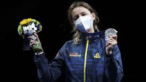 Nu mă pun pe mine, dar dacă te uiți pe lista aia, sunt totuși niște nume cu greutate! Qp7mjunndq7ywm