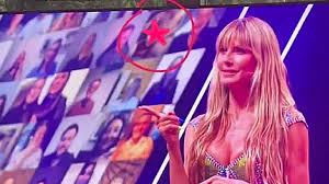 Doch das ist nicht das einzige ihrer talente. Gntm Finale Bild Von Vermeintlichem Webcam Penis Geht Viral Promiflash De