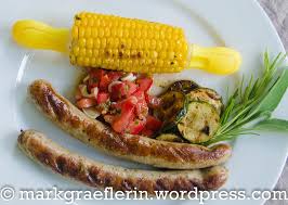 Heute Wird Gegrillt Nurnberger Rostbratwurste Mit Zuckermais Und Zucchini Wurstchen Zuckermais Lebensmittel Essen