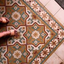 This Is How Traditional Maltese Tiles In 2020 Tile Patterns Patterned Floor Tiles Tiles