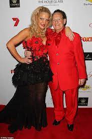 How tall and how much weigh brynne edelsten? Brynne Edelsten Speaks About Her Hideous Divorce From Geoffrey And Weight Loss Daily Mail Online