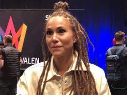 Слушай и скачивай mariette pt 3 yvonne printemps в mp3 бесплатно. Mariette On Melodifestivalen Shout It Out Is Completely Different To My Previous Entries Wiwibloggs