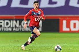 Luiz de araújo guimarães neto, known as luiz araújo, is a brazilian professional footballer who plays as a winger for ligue 1 club lille osc. Luiz Araujo Diz Que E Clima De Decisao Todo Dia Para O Lille Antes De Enfrentar O Psg Futebol Frances Ge
