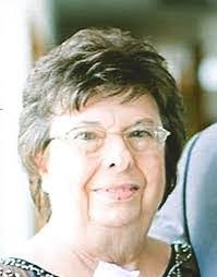 Maggie Hacker's Instagram, Twitter & Facebook