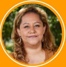 Mary Mariscal's Instagram, Twitter & Facebook