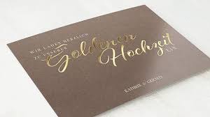 Vorlage als einladung goldhochzeit in braun mit goldmuster. Einladungskarten Goldene Hochzeit Edel Und Individuell Einladungskarten Goldene Hochzeit Einladung Goldene Hochzeit Einladung Vorlage Kostenlos