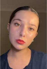 Anastasia Grimm's Instagram, Twitter & Facebook