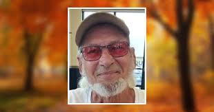 Amanda Fleetwood's Instagram, Twitter & Facebook