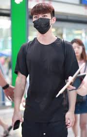 炎亞綸6塊鮮肉放送 工作人員2眼發直 2015/04/01 11:10 炎亞綸接受with時尚國際中文版專訪，平面拍攝時為使肌肉線條更明顯，先做伏地挺身讓肌肉更緊實。 ç‚Žäºšçº¶ ç‚Žäºšçº¶å›¾ç‰‡ ç‚Žäºšçº¶ä¸ªäººèµ„æ–™ ç‚Žäºšçº¶æœ€æ–°æ–°é—» å›¾ç‰‡ä¹‹å®¶