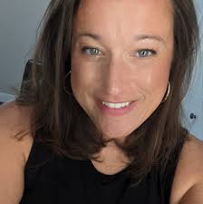 Mitzi Mascara filled our hearts, and we knew how absolutely incredible our  clean mascara was. The scary part of launching her was whether you would  love her as much as we do.