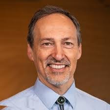 Ladan Ehsani's Instagram, Twitter & Facebook