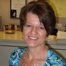 Denise Hoy's Instagram, Twitter & Facebook