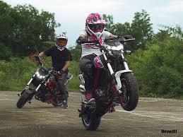 More than cheap and cheerful, the benelli tnt 135 is a quality option. Tnt 125 Benelli Q J Motorrader