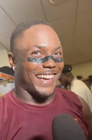 Schefter) Washington e il WR Terry McLaurin hanno raggiunto oggi un accordo  per un'estensione contrattuale di tre anni che porrà fine al suo hold-in :  r/Commanders