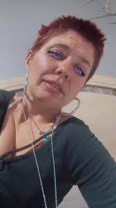 Krystal Bahr's Instagram, Twitter & Facebook