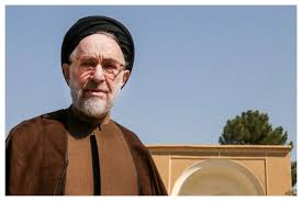 تصاویری دیدنی از حضور سیدمحمد خاتمی در باغ دولت آباد