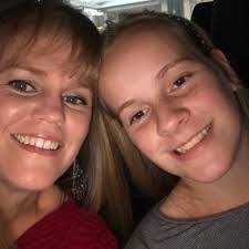 Jodie Langston's Instagram, Twitter & Facebook