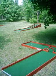 Portable Minigolf2 Jpg 480 640 Miniature Golf Miniature Golf Course Mini Golf Course