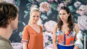 Zeigt es mir mit einer bewertung und vielleicht mit einem kommi♥. Bilder Einstieg Denise Und Annabelle Sturm Der Liebe Ard Das Erste