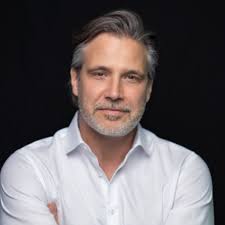 Lead Your Team with a Podcast