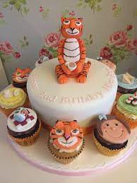 The Tiger Who Came To Tea Cake And Cupcakes Tea Party Cake Tea Cakes Tiger Cake