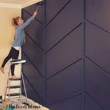 Everything You Need To Know To Make A Herringbone Accent Wall The Decor Mama Herringbone Accent Wall Herringbone Wall Home Diy