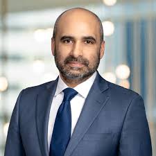 Chris Dyess's Instagram, Twitter & Facebook