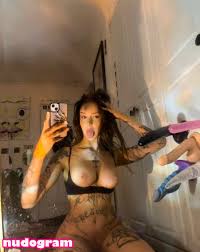 Erinrosa - Liverinrose  erinrosa  liverinrose Nude Leaks OnlyFans Photo  19 - Nudogram v2.1