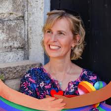 REPTILE REHOME UK ONLY NO SALES AT ALL...