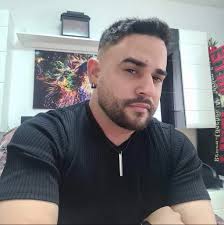 Can anyone tell me why only Andrew, James and John have a blue background 