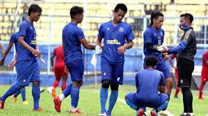 Rans sempat mengejutkan dengan sebuah serangan cepat saat laga masih. Skor Akhir Arema Fc Vs Rans Fc 6 2 Singo Edan Dapat Hadiah Khusus Dari Presiden Klub Baru Surya