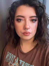 Does my piercing look like it was pierced right?