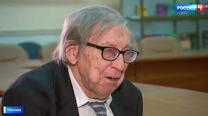 1 day ago · скончался многолетний декан, а затем президент факультета журналистики мгу ясен засурский. Legenda Zhurfaka Mgu Yasen Zasurskij Otmechaet 90 Letnij Yubilej