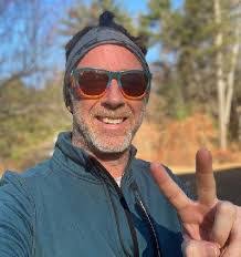 Eric Kinloch's Instagram, Twitter & Facebook