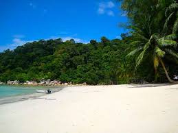Sampai di jeti kuala besut, angkat barang semua ke jeti. Panduan Bercuti Ke Pulau Perhentian Percutian Bajet