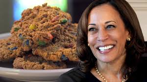 The theme ingredient was offal (organ meats, pig trotters, coxcombs, etc.), an ingredient with which each of the chefs is known to cook routinely. Kamala Harris Bakes Monster Cookies In Iowa Youtube