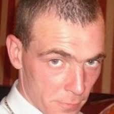 Stream Michael Forward music