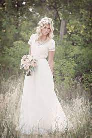 32 Short Sleeve Wedding Dresses For Every Bride Short Sleeve Wedding Dress Wedding Dresses Lds Modest Wedding Gowns