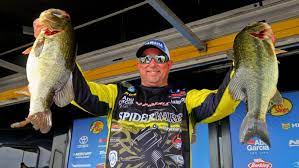 Bobby Lane Grabs Lead At Bassmaster Eastern Open On Lake Champlain –  Anglers Channel