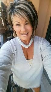 Melissa Ingram's Instagram, Twitter & Facebook