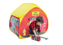 Toys r us canada shoppers save an average of 13% when they used our coupons. Pop It Up Firestation With Streetmap Playmat Toys R Us Canada