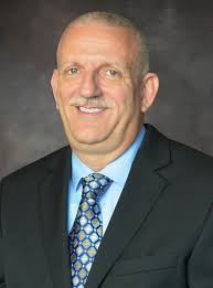 In the city of hillsboro in illinois, there are 4 branches of the bank national bank. National Bank At Hillsboro Hires New Commercial Loan Officer