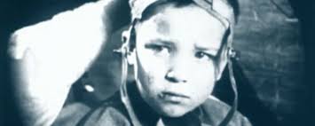 Lauretta Bender destruiu crianças com a terapia de eletrochoque