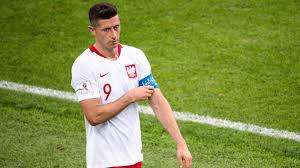 Lewandowskis haus in masuren und die explodierenden. Robert Lewandowski Rudert Zuruck Und Erklart Polens Wm Aus Stern De