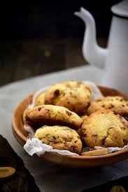 Cookies Au Chocolat Dulcey Noisettes Pignons De Pin Noix De Pecan Recette Recettes Gastronomiques Alimentation Cookies Chocolat