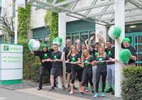 The holiday inn express & suites marathon, marathon. Gemeinsam Stark Das Team Vom Holiday Inn Dusseldorf Hafen Macht Sich Fit Fur Den Metro Marathon D
