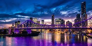 Brisbane's metropolitan area has a population of 2.4 million, and the south east queensland region, centred on brisbane, encompasses a population of more than 3.5 … Brisbane Australien Ein Juwel Am Ende Der Welt