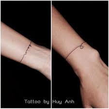 Diese Sussen Bracelet Tattoos Schmucken Jetzt Unsere Handgelenke Ok Magazin Tattoo Armband Handgelenk Armband Tattoos Tatowierungen