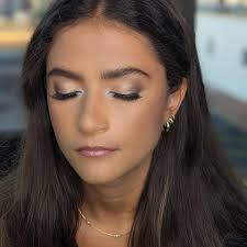 Northeast Ohio traveling makeup artist for weddings